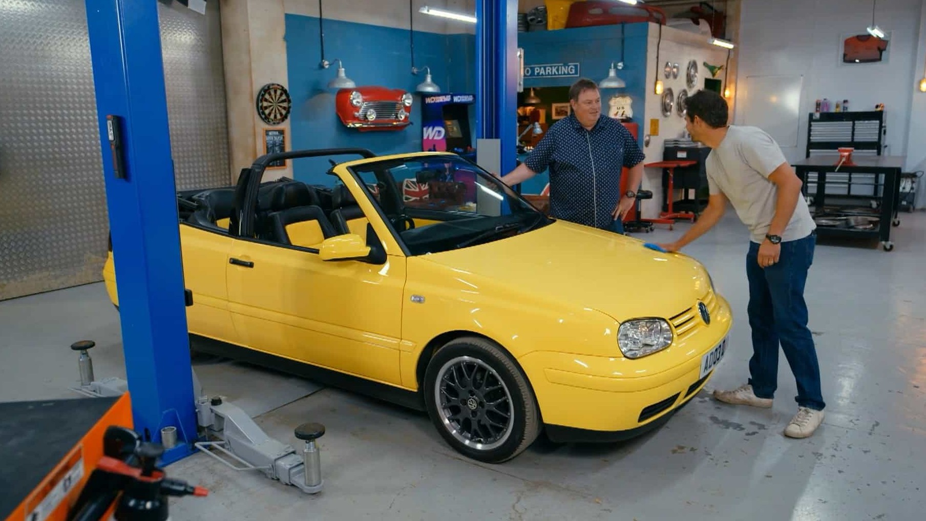 探索频道/旧车改装纪录片《翻新老爷车/翻新中古车 Wheeler Dealers》第1-19季 外语无字 1080p高清网盘下载