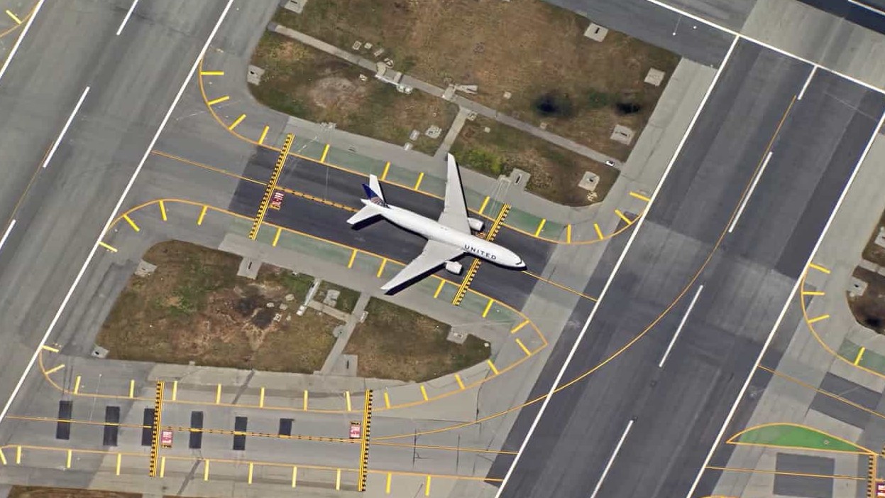 国家地理《飞行时代/生于飞机时代 Living In The Age of Airplanes》全1集 英语中字 720P高清网盘下载 