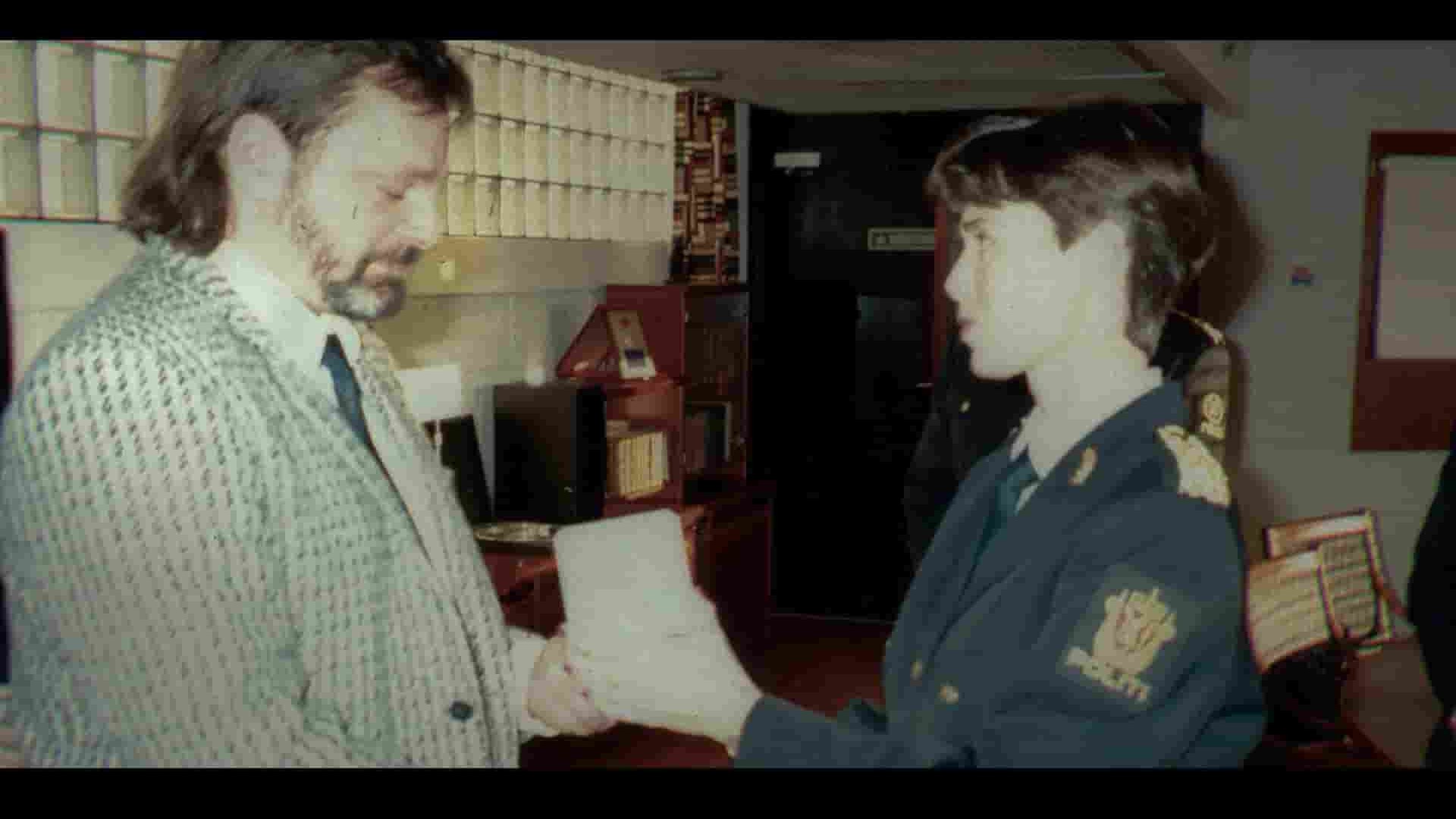 Netflix纪录片《古德先生：警察还是骗子 Mr Good: Cop or Crook? 2022》全4集 英语中字 1080P高清网盘下载