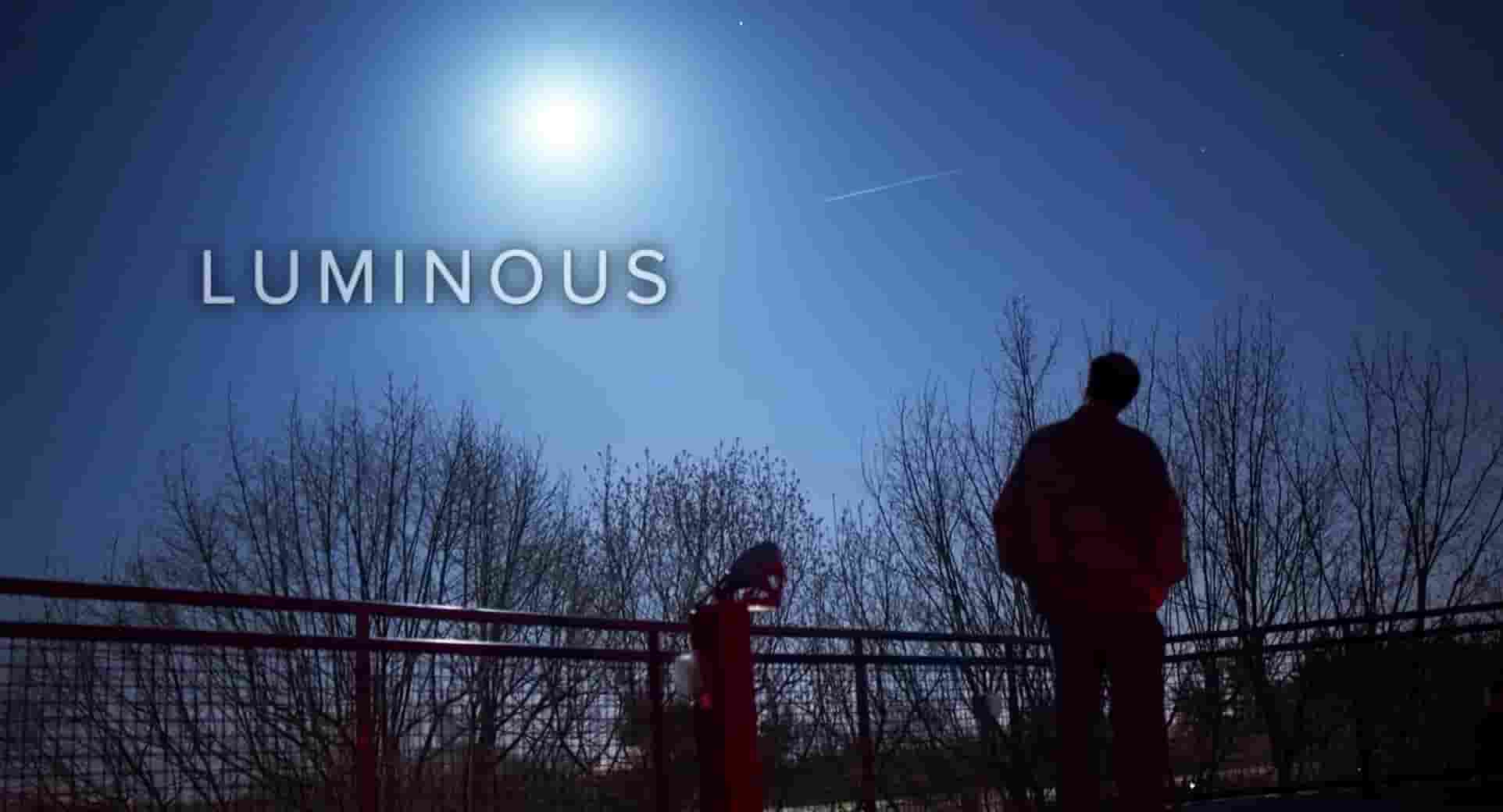 美国纪录片《夜光 Luminous 2022》全1集 英语中英双字 1080P高清网盘